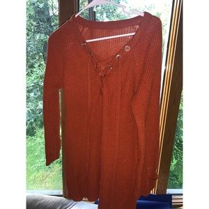 Small brunt orange sweater top